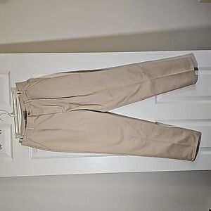 Eddie Bauer Pleated Tan Trousers Straight Leg Cotton Khaki Pants Size 10